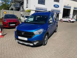 Schwarz Gebraucht 2019 Dacia Dokker Stepway Van | 16.470 € (Fairer Preis)
