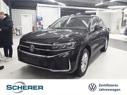 Grenadillschwarz metallic (metallic) Gebraucht 2023 VW Touareg R-line SUV | 70.930 € (Fairer Preis)