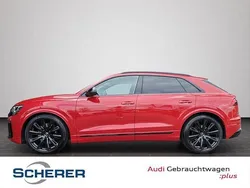 Chilirot metallic (metallic) Gebraucht 2024 Audi SQ8 Advanced Plus SUV | 99.980 € (Teuer)