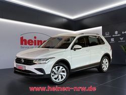 Pure white uni Gebraucht 2023 VW Tiguan Move SUV | 26.209 € (Superpreis)
