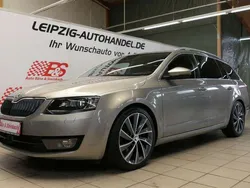 Cappuccinobeige metallic Gebraucht 2016 Skoda Octavia LAURIN & KLEMENT Kombi | 19.274 € (Teuer)