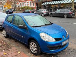 Blau Gebraucht 2006 Renault Clio II Kleinwagen | 2.000 €