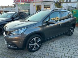 Grau Gebraucht 2018 Peugeot 2008 Allure SUV | 10.950 € (Guter Preis)
