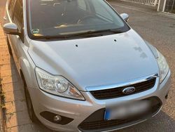 Silber Gebraucht 2008 Ford Focus Kombi | 3.700 € (Etwas zu teuer)