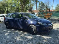 Blau Gebraucht 2015 Opel Astra Selection Kombi | 2.700 € (Superpreis)
