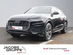 Mythosschwarz metallic Gebraucht 2022 Audi Q8 Ambiente SUV | 64.930 € (Fairer Preis)