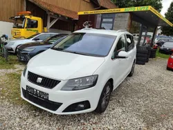 "pure" weiss Gebraucht 2015 Seat Alhambra I-Tech Van / Kleinbus | 22.500 € (Fairer Preis)