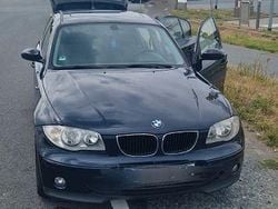 Blau Gebraucht 2005 BMW 116 Kleinwagen | 1.500 € (Superpreis)