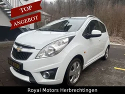 Weiß Gebraucht 2011 Chevrolet Spark LT Kleinwagen | 1.990 € (Fairer Preis)