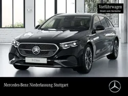 Unilack schwarz Gebraucht 2025 Mercedes E220 Avantgarde Kombi | 63.990 €