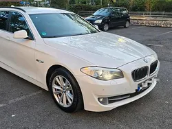 Weiß Gebraucht 2011 BMW 525 Kombi | 8.300 €