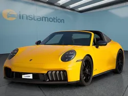 Gelb Neu 2025 Porsche 911 Targa 4 Cabrio | 253.549 €