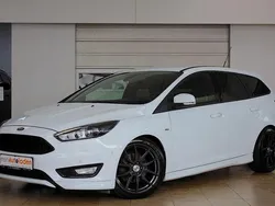 Weiß Gebraucht 2017 Ford Focus ST-Line Kombi | 12.950 € (Fairer Preis)