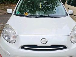 Weiß Gebraucht 2011 Nissan Micra Kleinwagen | 8.000 €