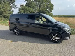 Schwarz Gebraucht 2017 Mercedes V220 Edition Van / Kleinbus | 39.400 € (Etwas zu teuer)