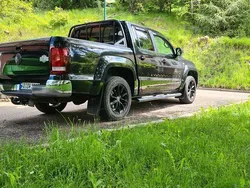 Schwarz Gebraucht 2017 VW Amarok Abholung | 22.990 € (Guter Preis)