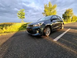 Grau Gebraucht 2018 Kia Rio DREAM-TEAM Edition Kleinwagen | 7.299 € (Superpreis)