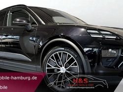 Schwarz Gebraucht 2025 Porsche Macan SUV | 77.850 €