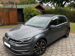 Grau Gebraucht 2019 VW Golf VII IQ Drive Limousine | 18.900 € (Fairer Preis)