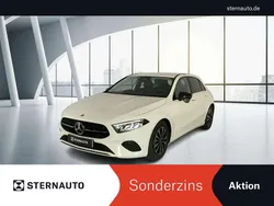Unilack polarweiß Gebraucht 2024 Mercedes A180 Night Limousine | 29.980 € (Fairer Preis)