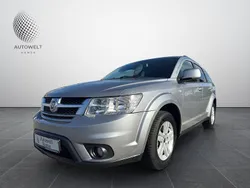Grau Gebraucht 2015 Fiat Freemont SUV | 12.399 € (Fairer Preis)