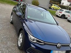 Blau Gebraucht 2021 VW Golf VIII Kombi | 15.900 € (Guter Preis)