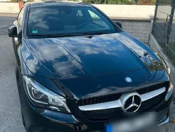 Schwarz Gebraucht 2016 Mercedes CLA220 Limousine | 17.500 € (Fairer Preis)