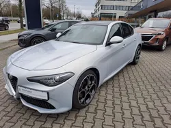Perla lunare metallic (metallic) Gebraucht 2023 Alfa Romeo Giulia Ti Limousine | 35.990 € (Superpreis)