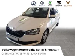 Weiß Gebraucht 2021 Skoda Fabia Cool Plus Kleinwagen | 12.740 € (Superpreis)