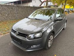Grau Gebraucht 2014 VW Polo Life Limousine | 5.999 € (Fairer Preis)