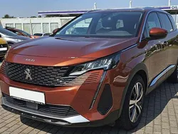 Braun Gebraucht 2021 Peugeot 5008 Allure Van / Kleinbus | 23.489 € (Guter Preis)
