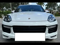 Weiß Gebraucht 2016 Porsche Cayenne GTS SUV | 45.200 € (Superpreis)
