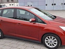 Rot Gebraucht 2016 Ford C-MAX Titanium Van / Kleinbus | 8.990 € (Guter Preis)