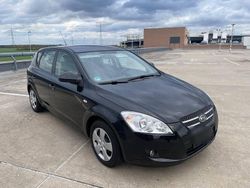 Schwarz Gebraucht 2009 Kia Ceed Kleinwagen | 2.800 € (Fairer Preis)