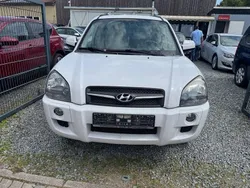 Weiß Gebraucht 2009 Hyundai Tucson GLS SUV | 2.100 € (Guter Preis)