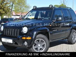 Schwarz Gebraucht 2004 Jeep Cherokee Limited SUV | 7.990 € (Etwas zu teuer)