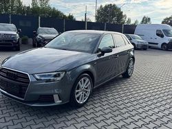 Grau Gebraucht 2019 Audi A3 Sport Limousine | 15.200 € (Fairer Preis)