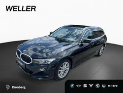Black sapphire (schwarz) Gebraucht 2023 BMW 318 Comfort Edition Kombi | 24.450 € (Guter Preis)