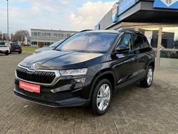 Schwarz Gebraucht 2024 Skoda Karoq Selection SUV | 30.990 € (Fairer Preis)