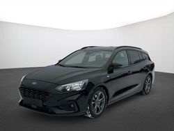 Iridiumschwarz metallic Gebraucht 2019 Ford Focus ST-Line Kombi | 16.380 € (Fairer Preis)