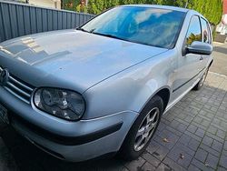 Silber Gebraucht 2002 VW Golf IV Kleinwagen | 550 € (Superpreis)