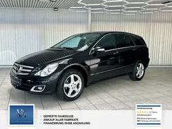 Schwarz Gebraucht 2007 Mercedes R320 Van / Kleinbus | 11.990 €