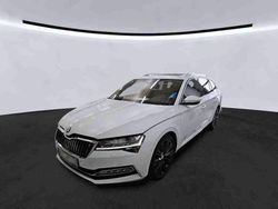 Weiß Gebraucht 2022 Skoda Superb LAURIN & KLEMENT Kombi | 31.900 € (Teuer)