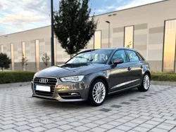 Grau Gebraucht 2013 Audi A3 Sportback Ambition Limousine | 12.489 € (Guter Preis)