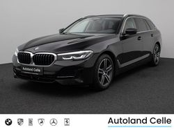 Schwarz 2668braun Gebraucht 2022 BMW 530 Sport Line Limousine | 35.499 € (Guter Preis)