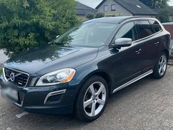 Grau Gebraucht 2011 Volvo XC60 R-Design SUV | 9.000 €