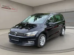 Schwarz Gebraucht 2016 VW Touran Comfortline Van / Kleinbus | 15.900 € (Fairer Preis)