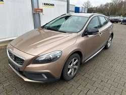 Raw copper / metallic Gebraucht 2013 Volvo V40 Momentum Kleinwagen | 4.900 € (Superpreis)