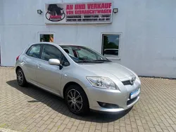 Silber Gebraucht 2007 Toyota Auris Sol Limousine | 4.500 € (Etwas zu teuer)