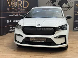 Moonweiß perleffekt (metallic) Gebraucht 2022 Skoda Enyaq iV SUV | 30.799 € (Fairer Preis)